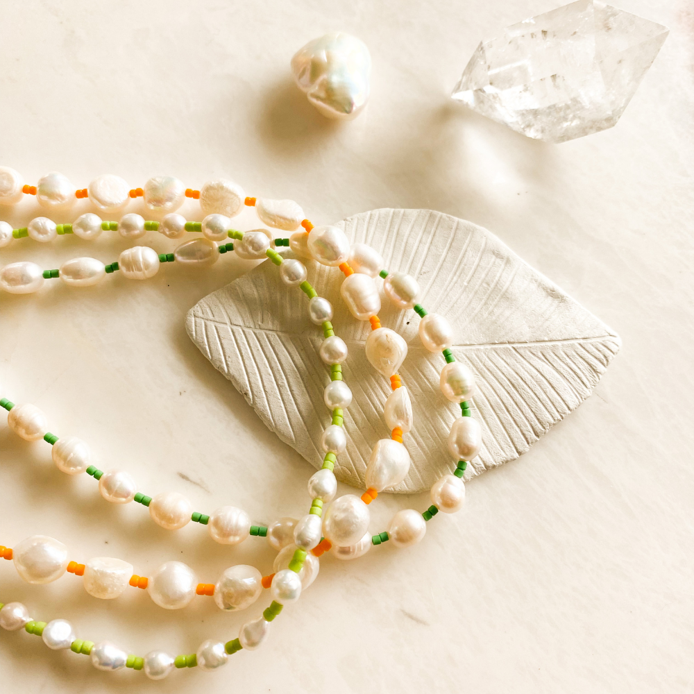 Joyful Pearls Green Kolye