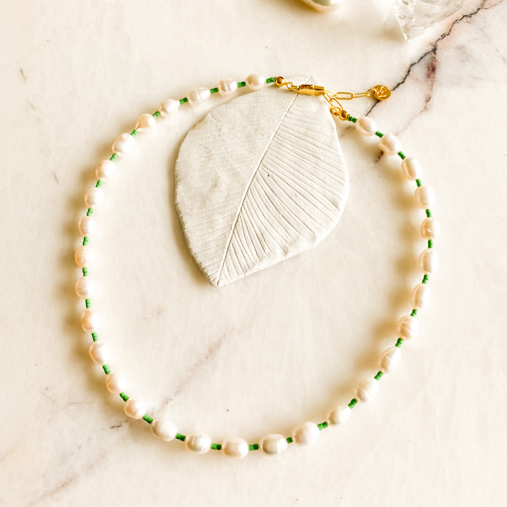 Joyful Pearls Green Kolye