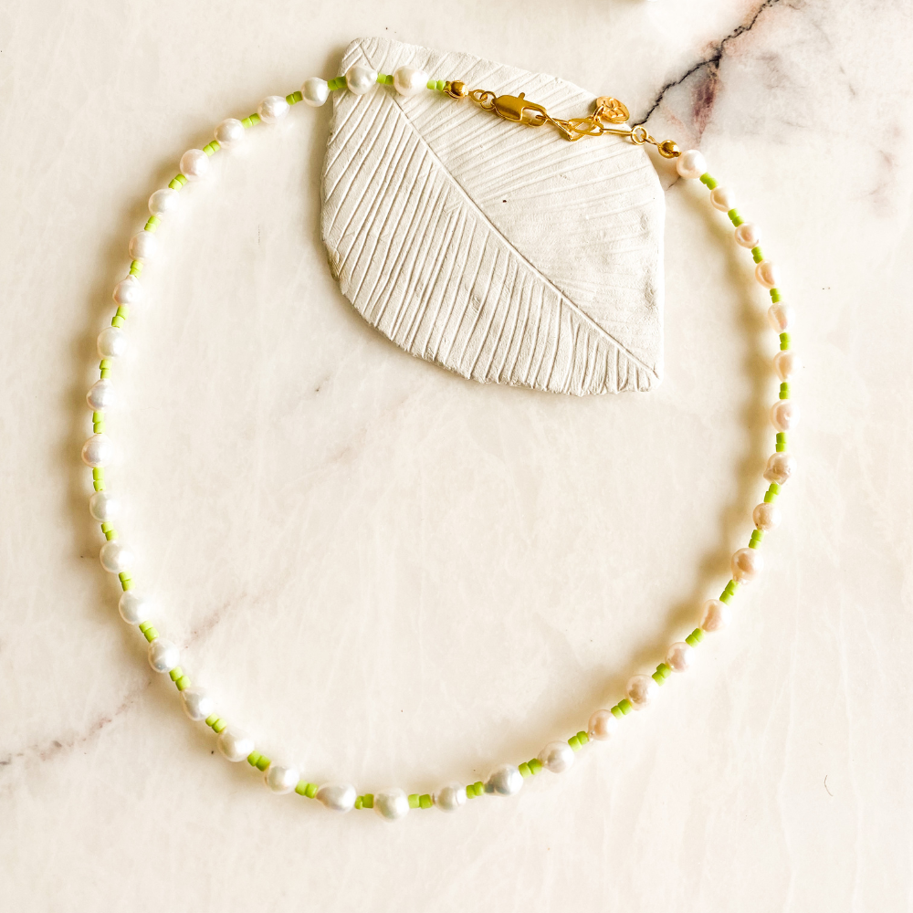 Joyful Pearls Lime Necklace