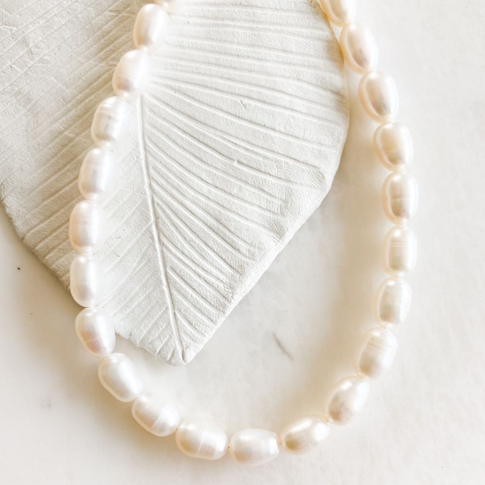 30 SPF Necklace | Oval Pearl