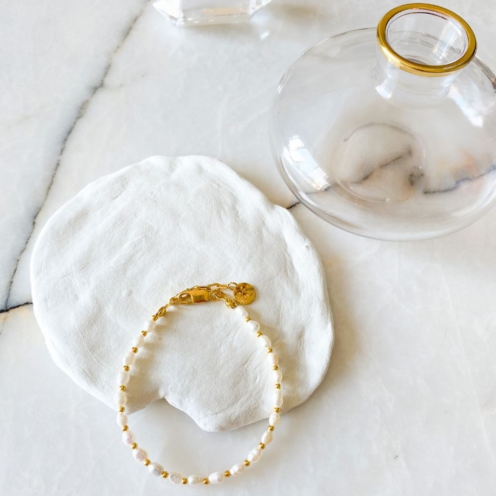 Aarin Delicate Pearl & Silver Bracelet