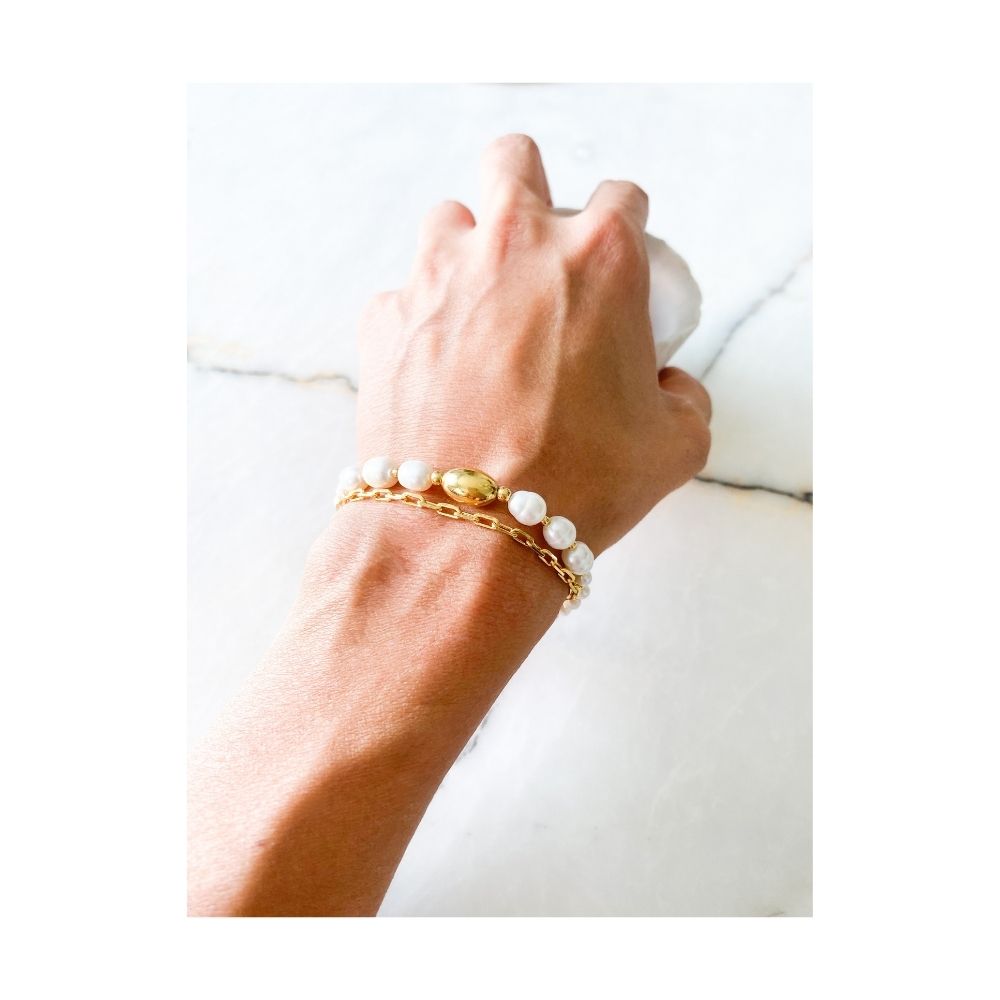 Aarin Statement Pearl & Silver Bracelet