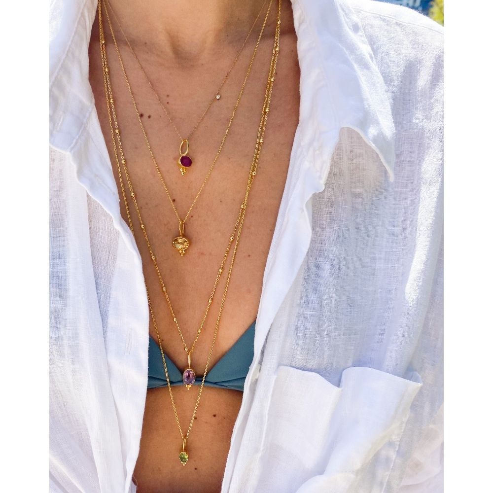 Ramona Yakut Charm