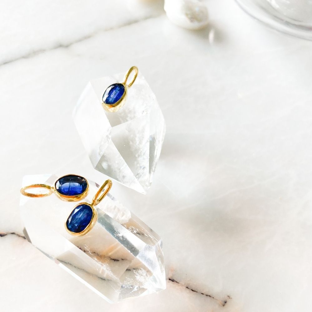 Egg Kyanite Charm