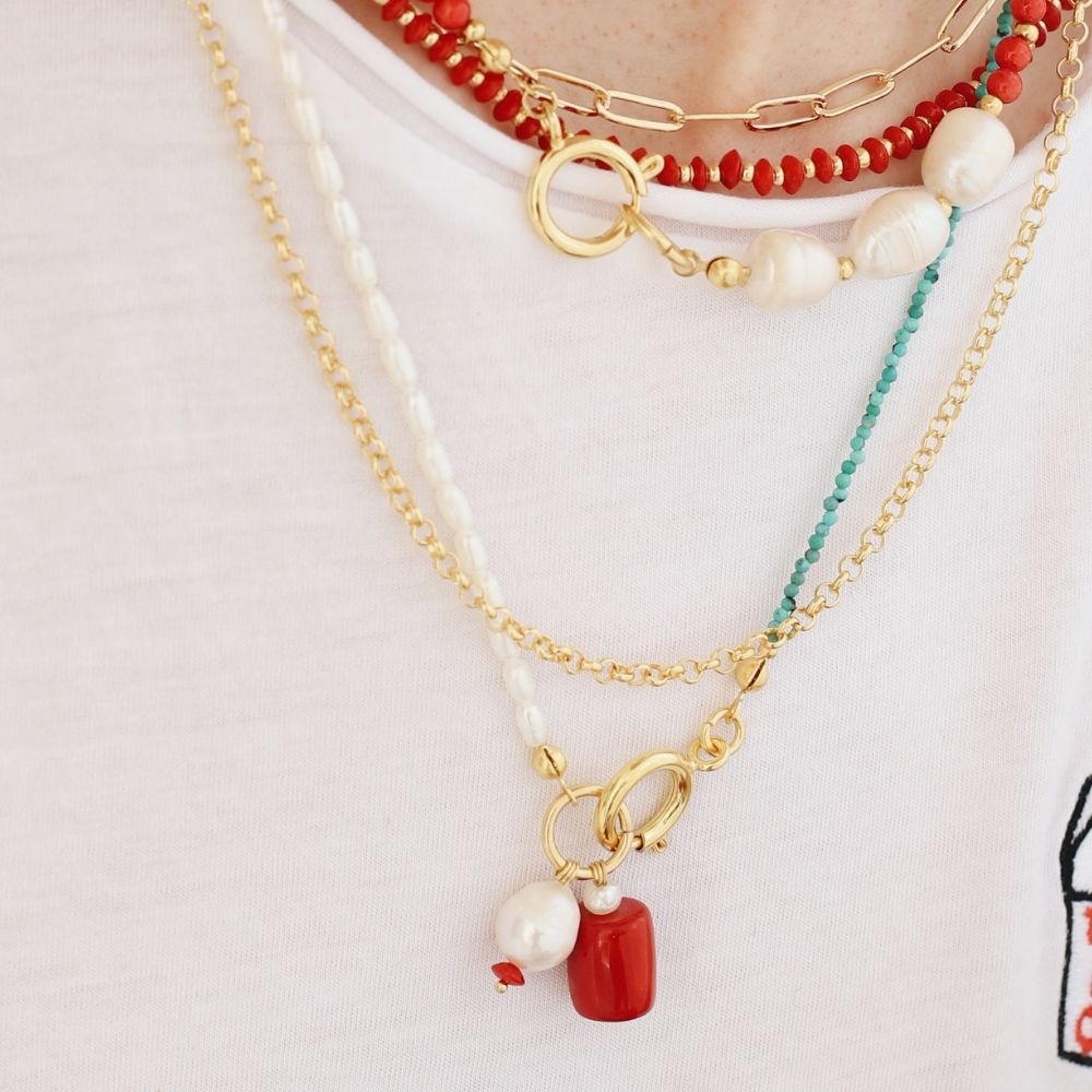 <transcy>Liz Coral Necklace</transcy>
