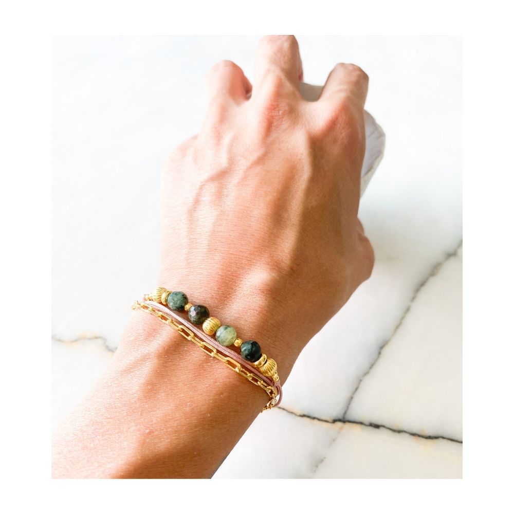 Eternal Giver Emerald Bracelet