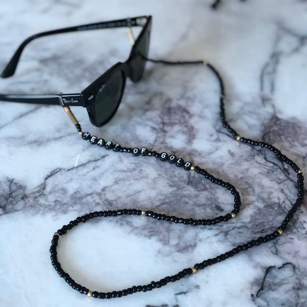<transcy>Customizable Eyeglass Strap</transcy>
