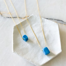 Load image into Gallery viewer, Nile Silver Chain Necklace | 0.5 cm Blue Bead