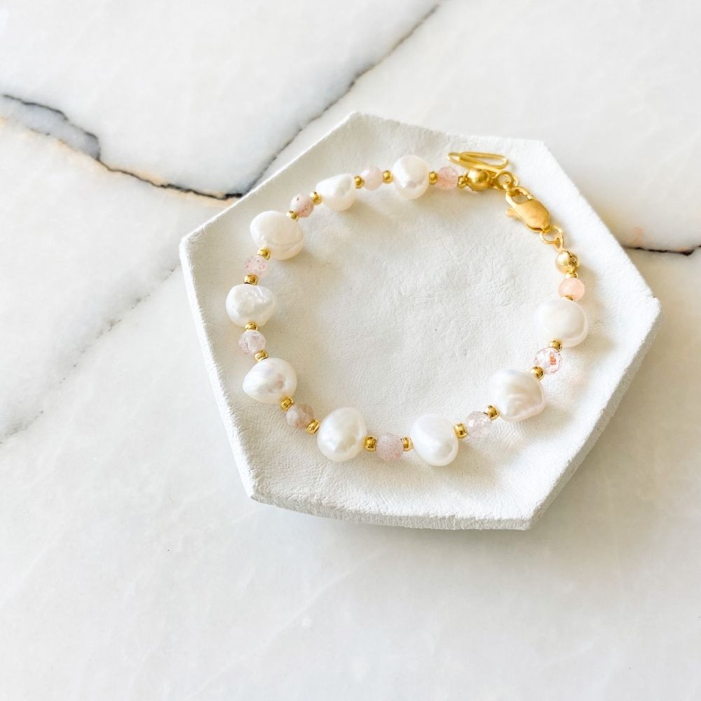 Solange Natural Pearl Sunstone Bracelet