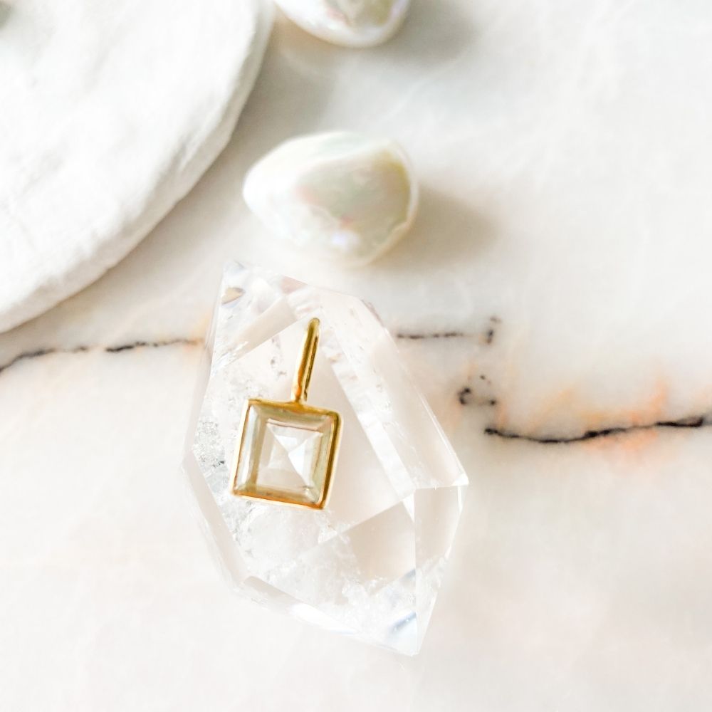 Square Yeşil Ametist Charm