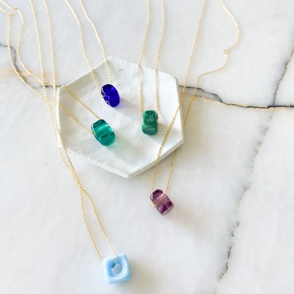 Nile Silver Chain Necklace | Transparent Green 1 cm Bead