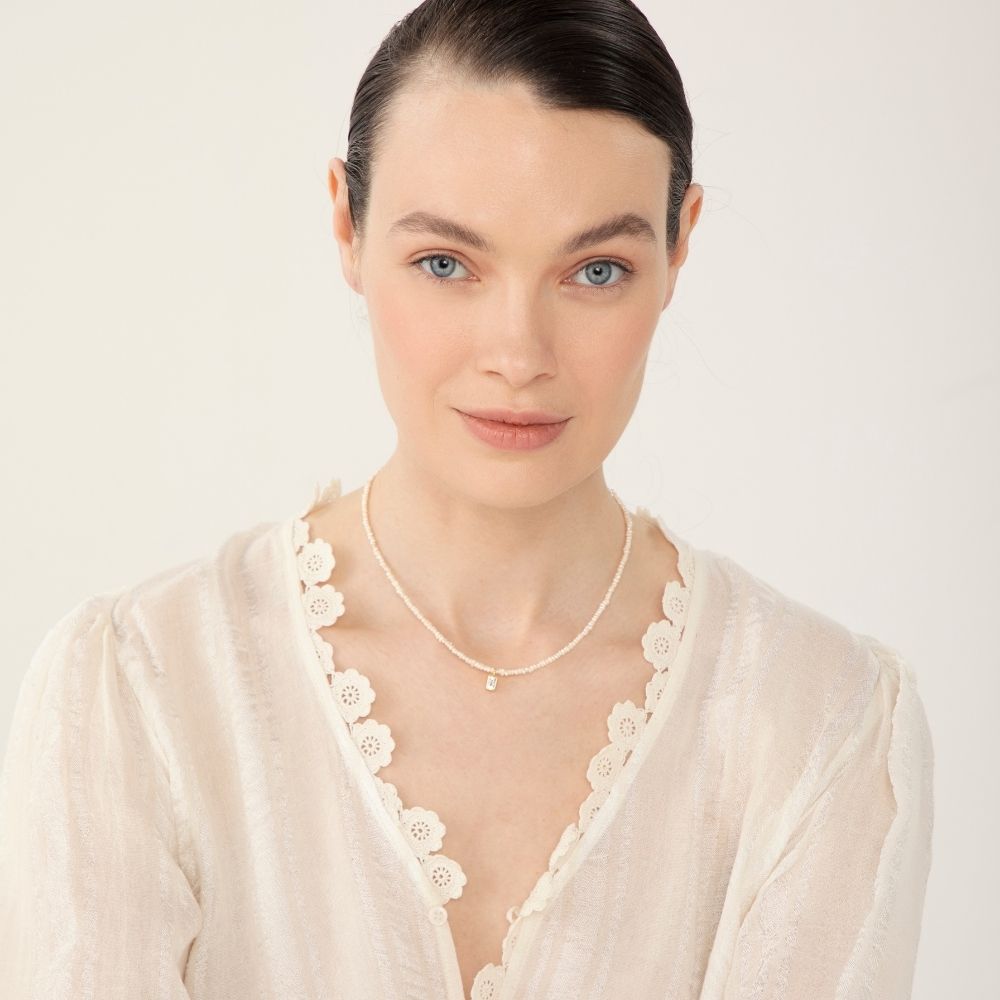Una Rectangular Topaz Charm Pearl Necklace
