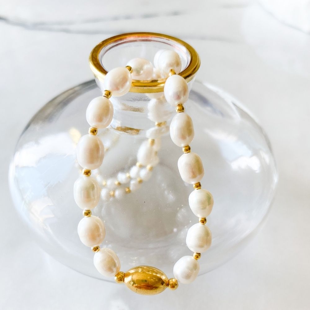 Aarin Statement Pearl & Silver Necklace
