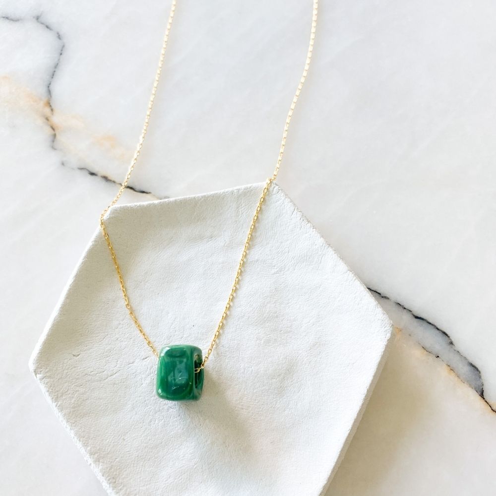 Nile Silver Chain Necklace | Opaque Green 1 cm Bead