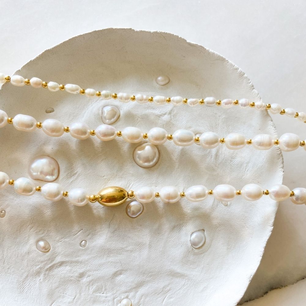 Aarin Delicate Pearl & Silver Bracelet