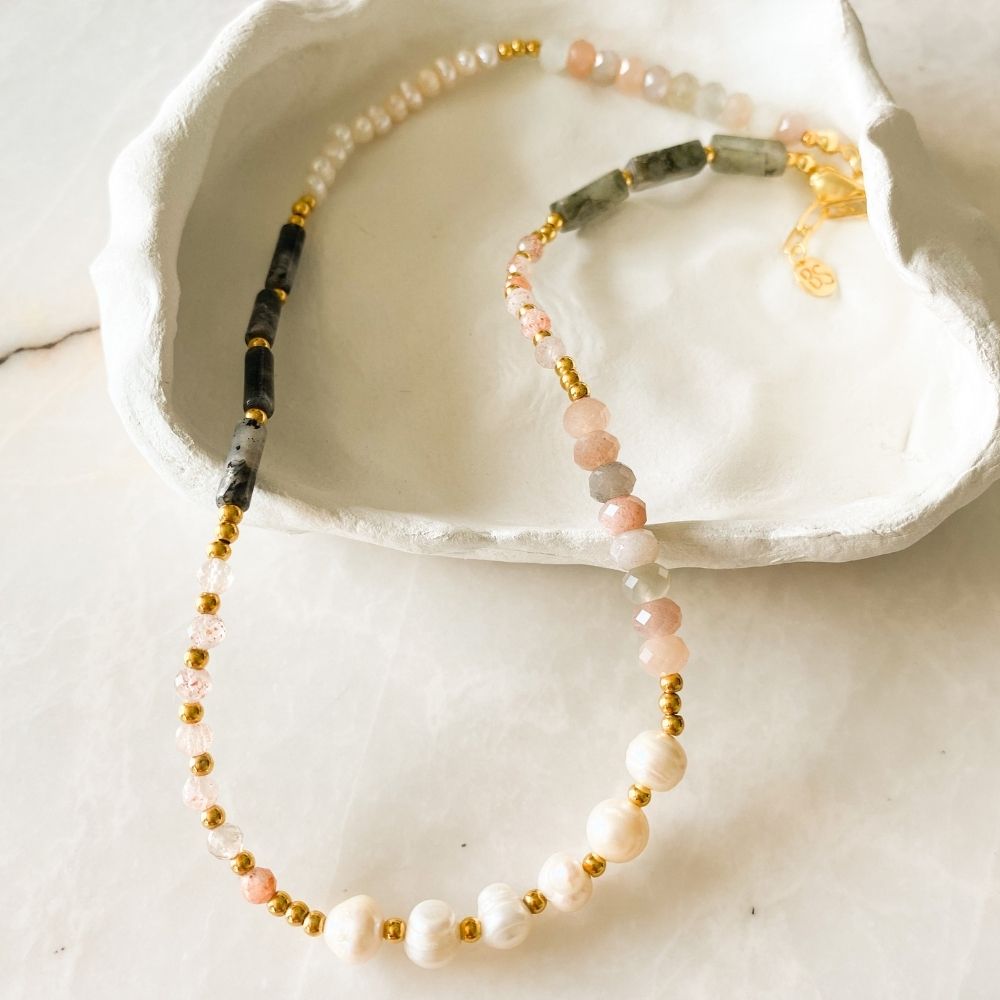 Annie Sunstone & Labradorite & Pearl Necklace