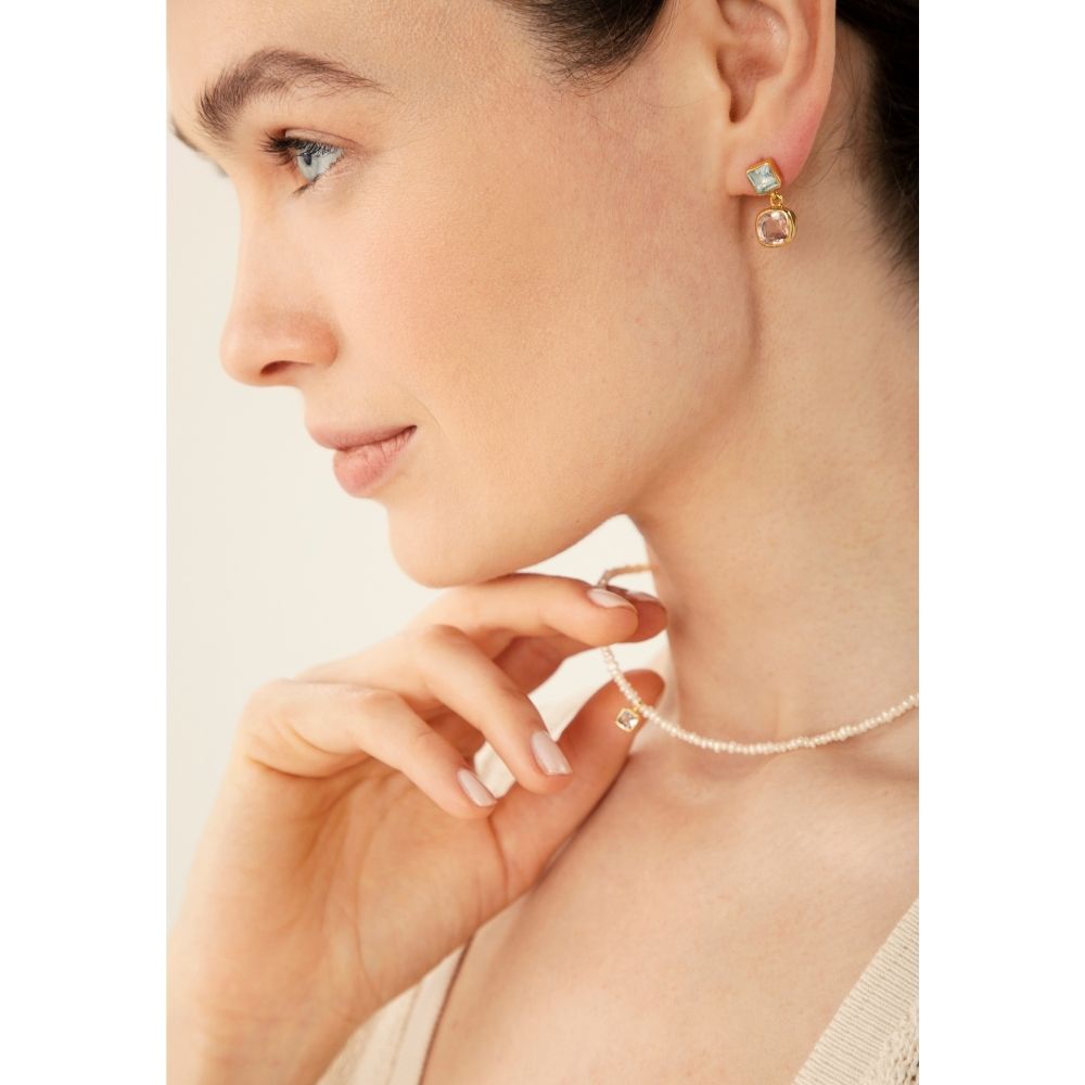 Una Square Topaz Charm Pearl Necklace